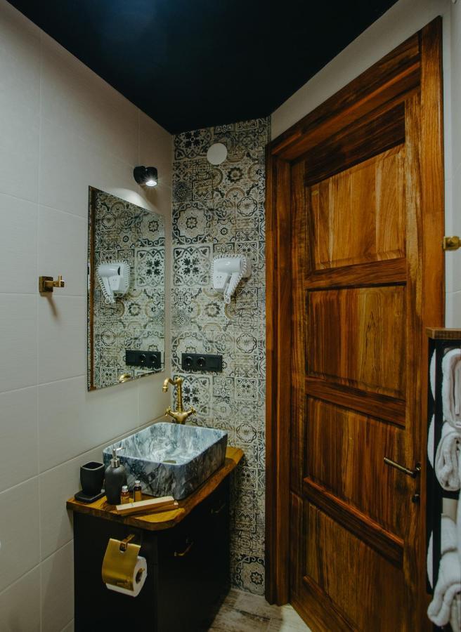 Wanderholic Telavi Exterior foto